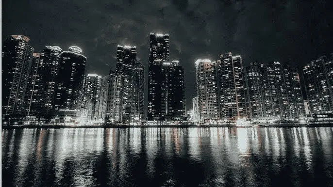 穿越之特工弃妃 - 城市之光：霓虹背后的人间烟火